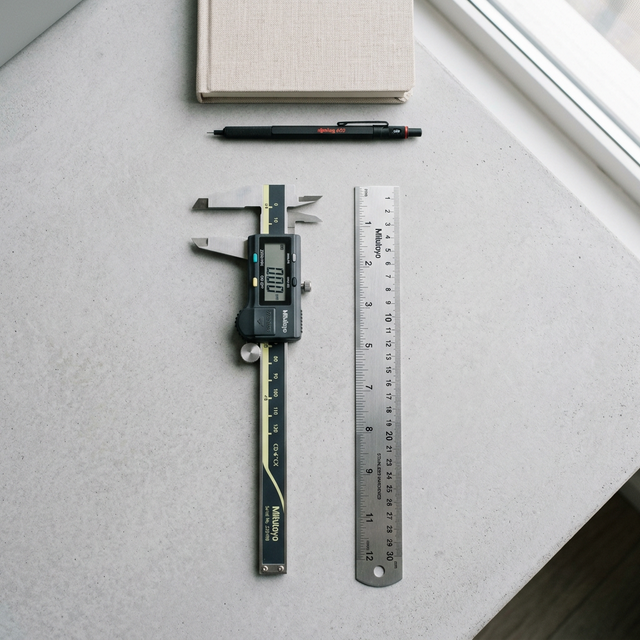 Featured image for Inches to Centimeters Converter